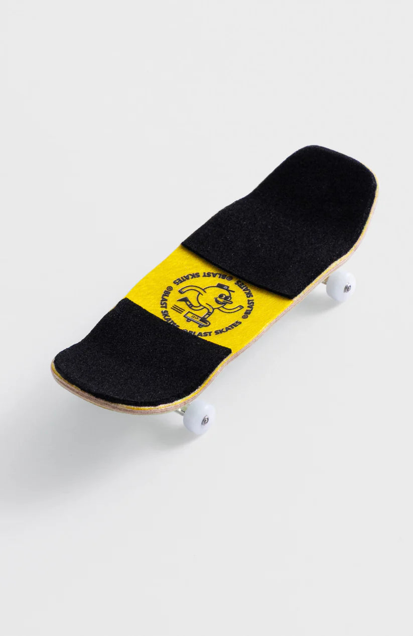 BLAST SKATES Fingerboard Komplettset Grub Slug 34mm Weiß/Grün – Shaped Deck