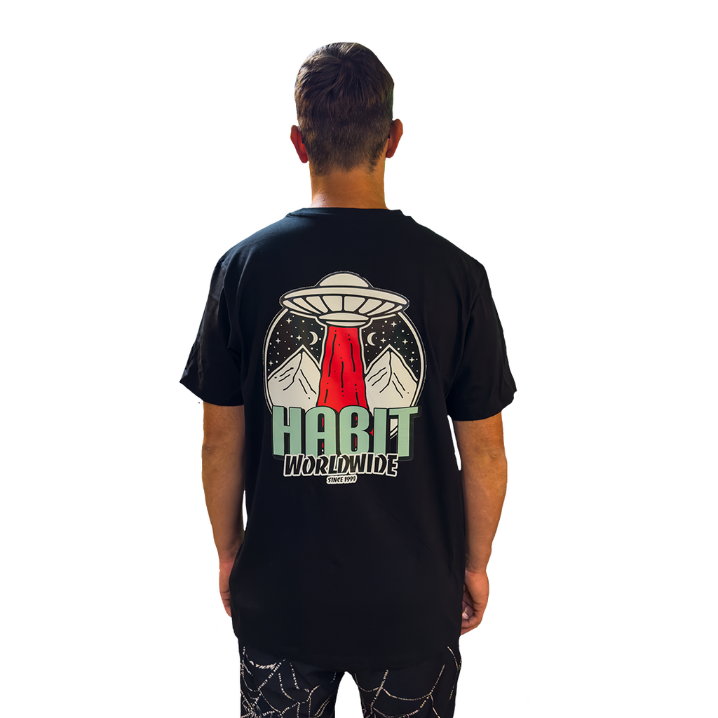 Habit Worldwide Tee green / black