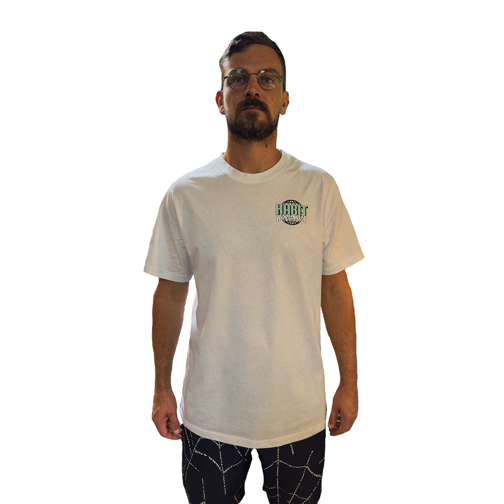 Habit Worldwide Tee green / white